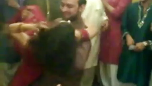 આ સંખ્યા જાડા વીર્ય સેકસી વીડીયો વીડીયો માટે આ મોહક સોનેરી વાળ વાળી