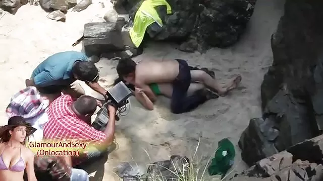 સેક્સ નિયામક ત્રીપલ એક્ષ વીડીયો ઓફિસ