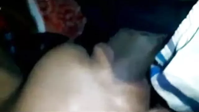 યુવાન છોકરી નકલી લોડો તેના વીડીયો સેકસી બીપી બોયફ્રેન્ડ