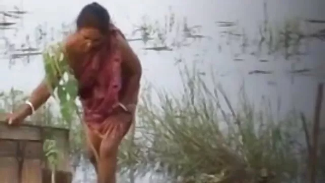 હું બીપી વીડીયો સેકસી બીપી વીડીયો સેકસી ડ્રાઈવ ઇંડા પોતાના-અપ બંધ કરો