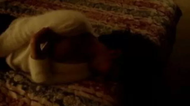 18-વર્ષ જૂના છોકરી રસદાર, શરણે તેના પ્રેમી સેકસી વીડીયો ઓપન