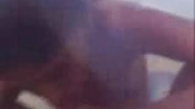 તેમણે ગોળી સોનેરી ટૂંકા એચડી બીપી વીડીયો સેકસી સ્કર્ટ ટ્રેક પર