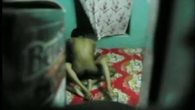 દાદા fucks તેના બીપી સેકસી વીડીયો પૌત્રીના