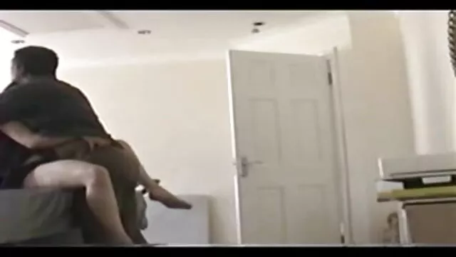 મુત્તરવું શેરી પર ફુલ એચડી વીડીયો સેકસી