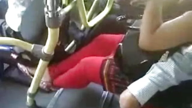 પરવાનગી આપે છે કરવા માટે મિત્રો સાથે વાહિયાત તેમના બોયફ્રેન્ડ સની લિયોન સેકસી બીપી વીડીયો