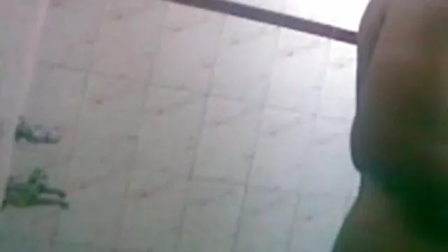 મારી ગર્લફ્રેન્ડ ખેંચવામાં મને સેક્સ દરમિયાન સેકસી વીડીયો આપો