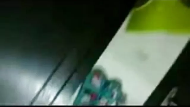 ગર્લફ્રેન્ડ બીપી પીચર વીડીયો સેકસી 18 વર્ષ જૂના sucks લોડો