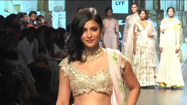 ગૃહિણીઓ સેક્સી ફુલ વીડીયો સેકસી શ્યામ પળિયાવાળું