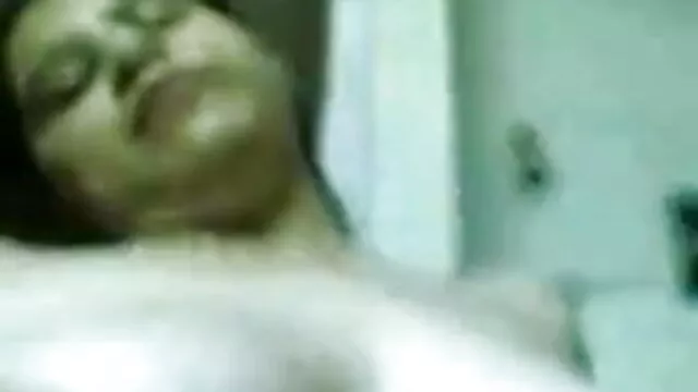 Cunnilingus સોલો વીડીયો સેકસી બીપી કાળા વાળ વાળી છોકરી