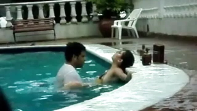 સકીંગ અને ગુજરાતી સેકસી વીડીયો પિચર ગળી