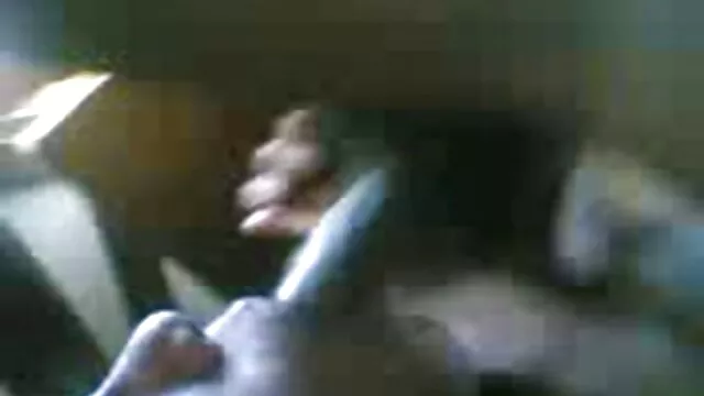 મમ્મી પુખ્ત રશિયા માંગે છે એક એચડી સેકસ વીડીયો છોકરો