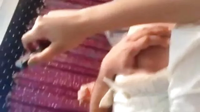 લેસ્બિયન સેક્સ સેકસી વીડીયો ફોટા સાથે સંબંધ રાખનારી છોકરી